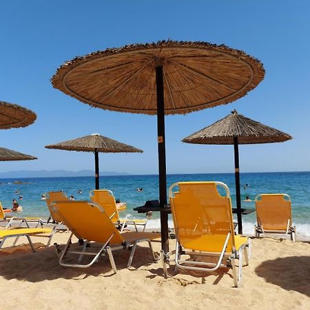 Stonehouse & Casa Al Sole E Al Mare Villa Nea Roda Dış mekan fotoğraf