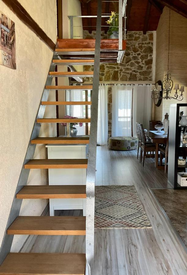 Stonehouse & Casa Al Sole E Al Mare Villa Nea Roda Dış mekan fotoğraf