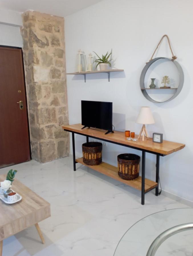 Stonehouse & Casa Al Sole E Al Mare Villa Nea Roda Dış mekan fotoğraf