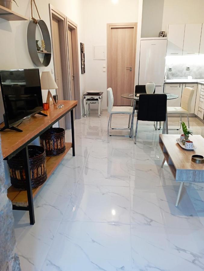 Stonehouse & Casa Al Sole E Al Mare Villa Nea Roda Dış mekan fotoğraf