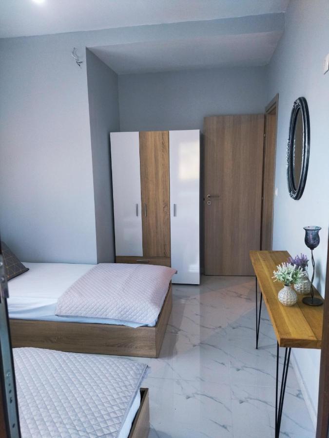 Stonehouse & Casa Al Sole E Al Mare Villa Nea Roda Dış mekan fotoğraf